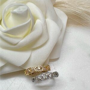 18K Gold Plated Stainless Steel Adjustable Chain Ring. Comes in Gold or Silver.